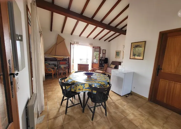 Casa de Férias Maison Les Couchants