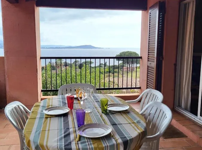 Casa de Férias Maison Les Couchants